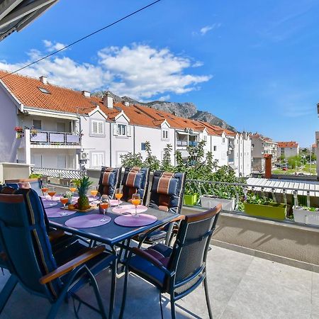 Apartment Ela Omis Luaran gambar