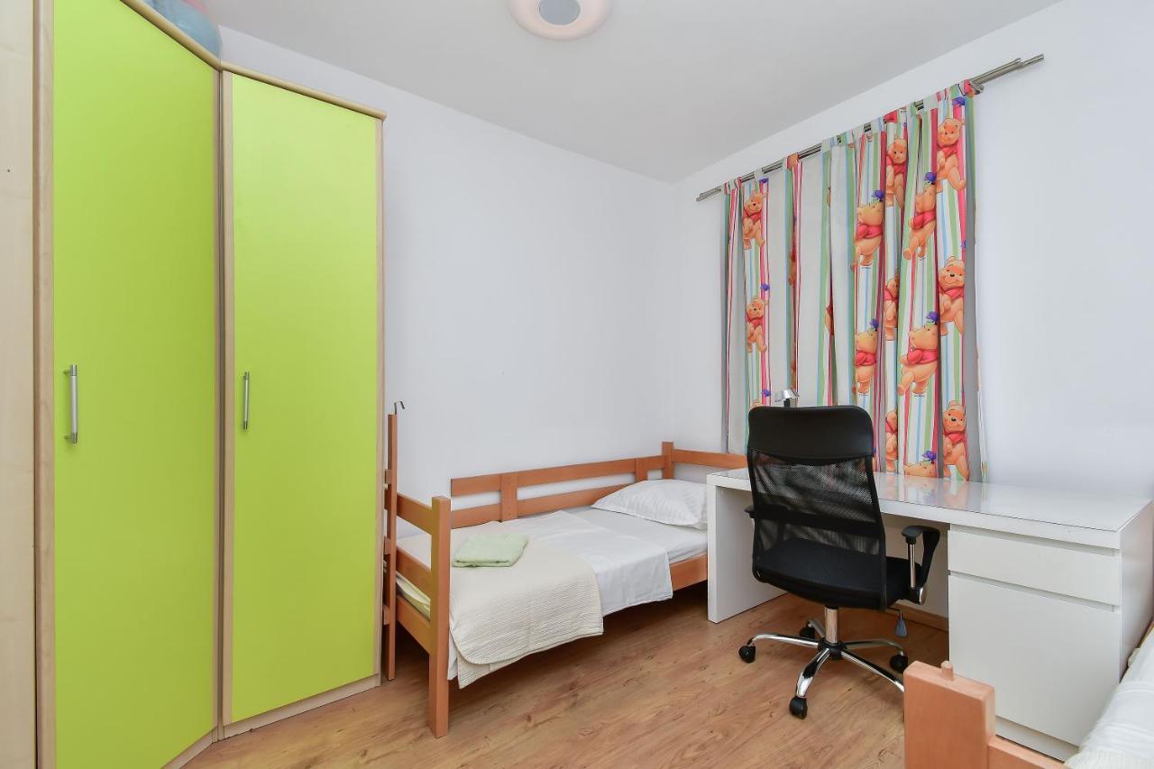 Apartment Ela Omis Luaran gambar
