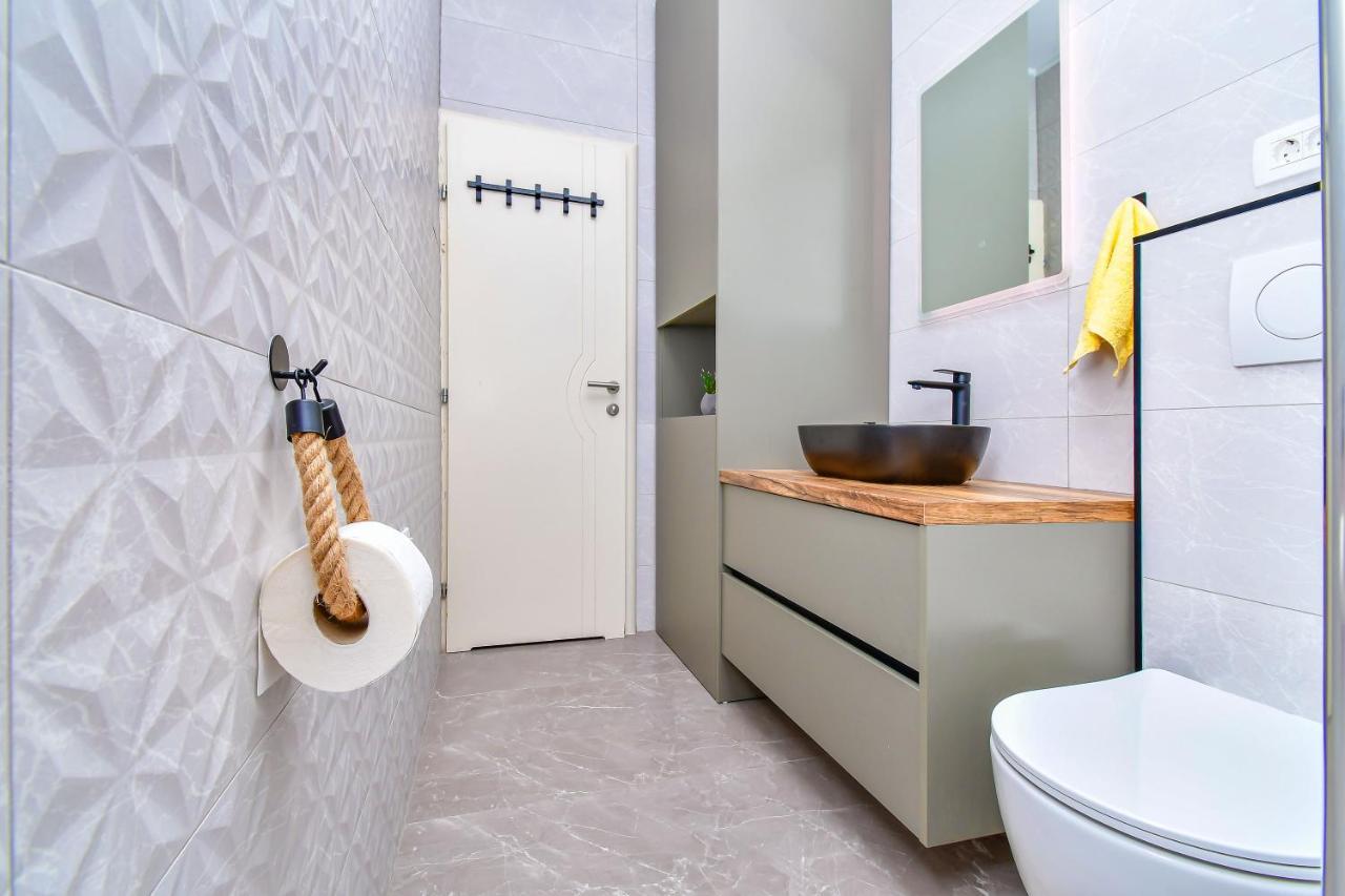 Apartment Ela Omis Luaran gambar