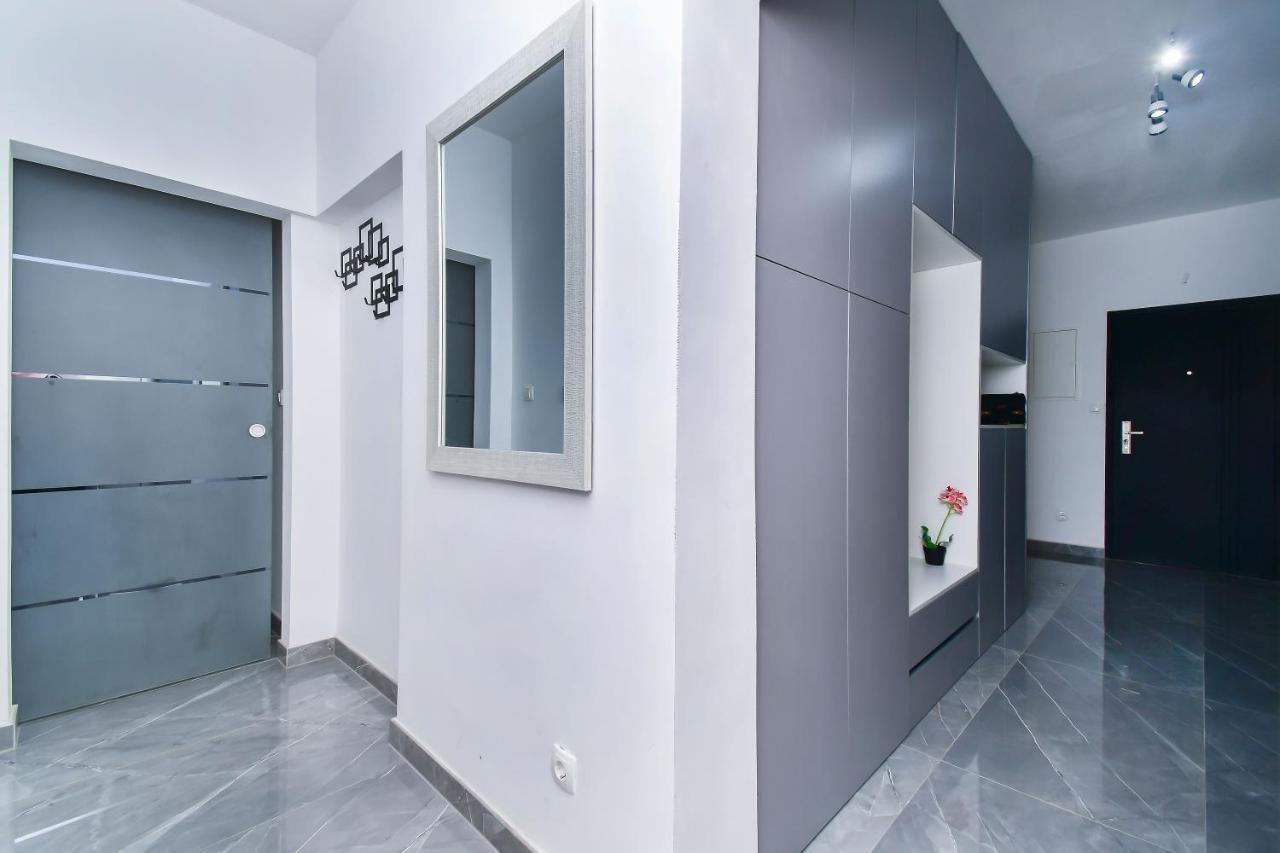 Apartment Ela Omis Luaran gambar