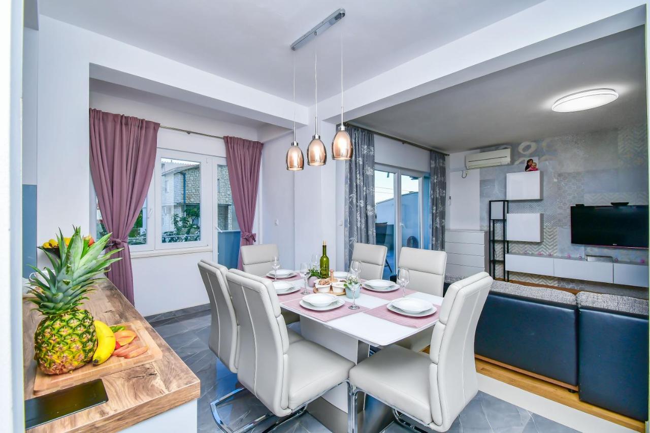 Apartment Ela Omis Luaran gambar