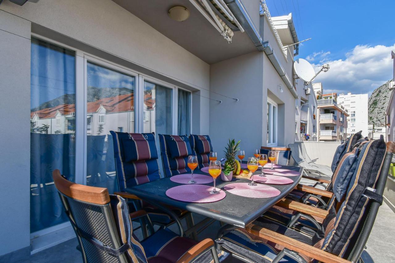 Apartment Ela Omis Luaran gambar