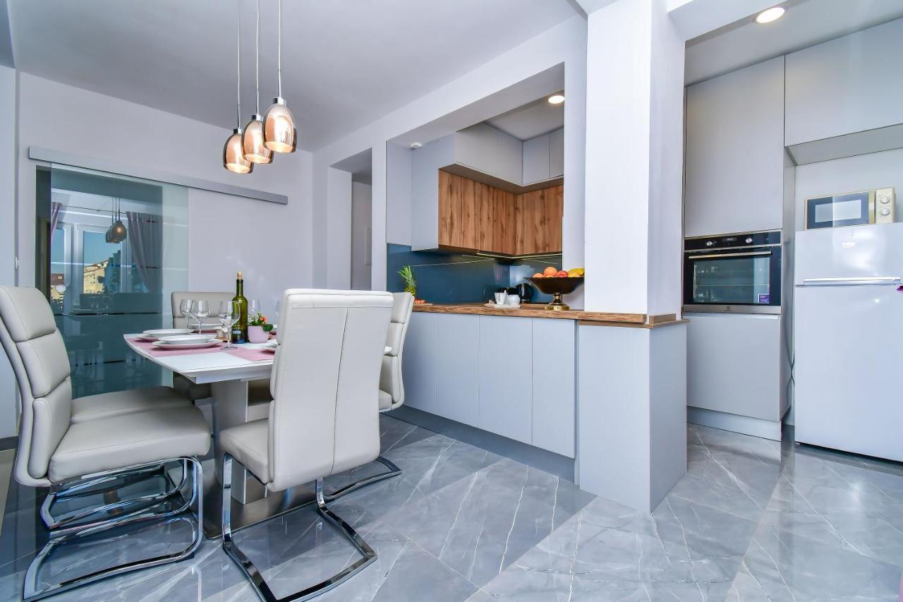 Apartment Ela Omis Luaran gambar