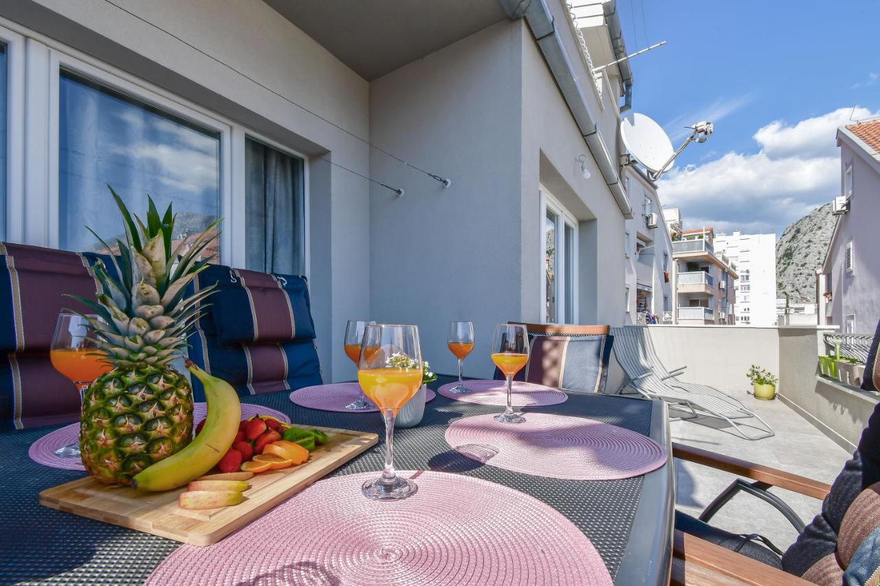 Apartment Ela Omis Luaran gambar