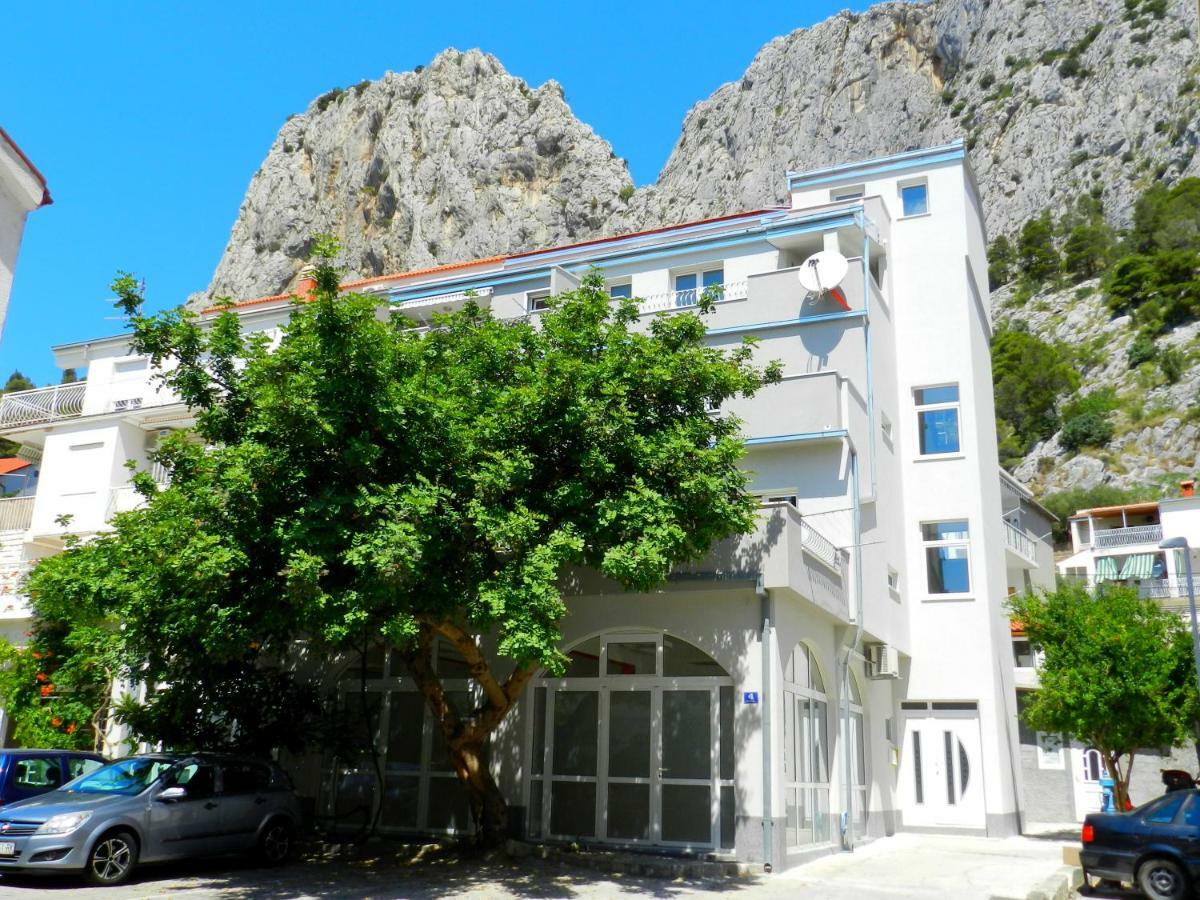 Apartment Ela Omis Luaran gambar